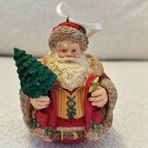 1996 Hallmark Keepsake Ornament Evergreen Santa (vintage)